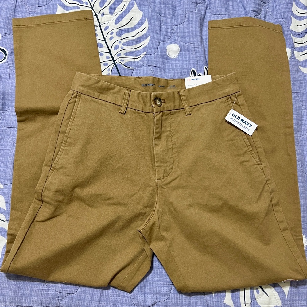 NWT Old Navy Khaki 28x30 Slim Fit Men’s